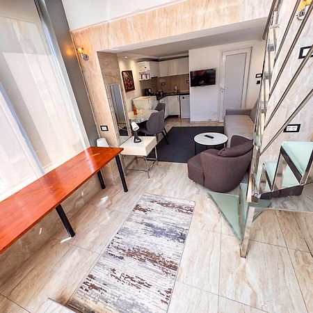 Qumi Apartments ティヴァト エクステリア 写真