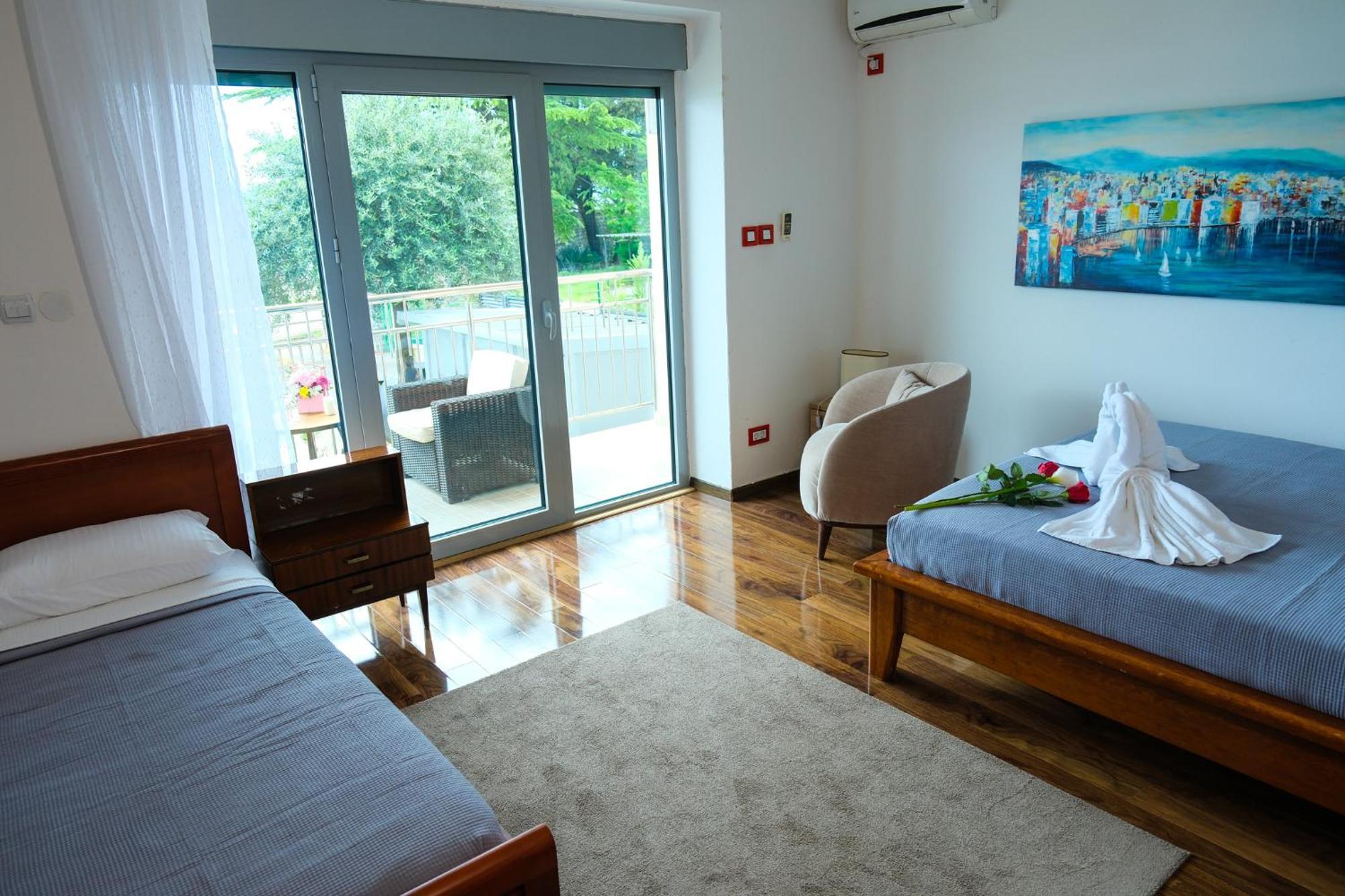 Qumi Apartments ティヴァト エクステリア 写真