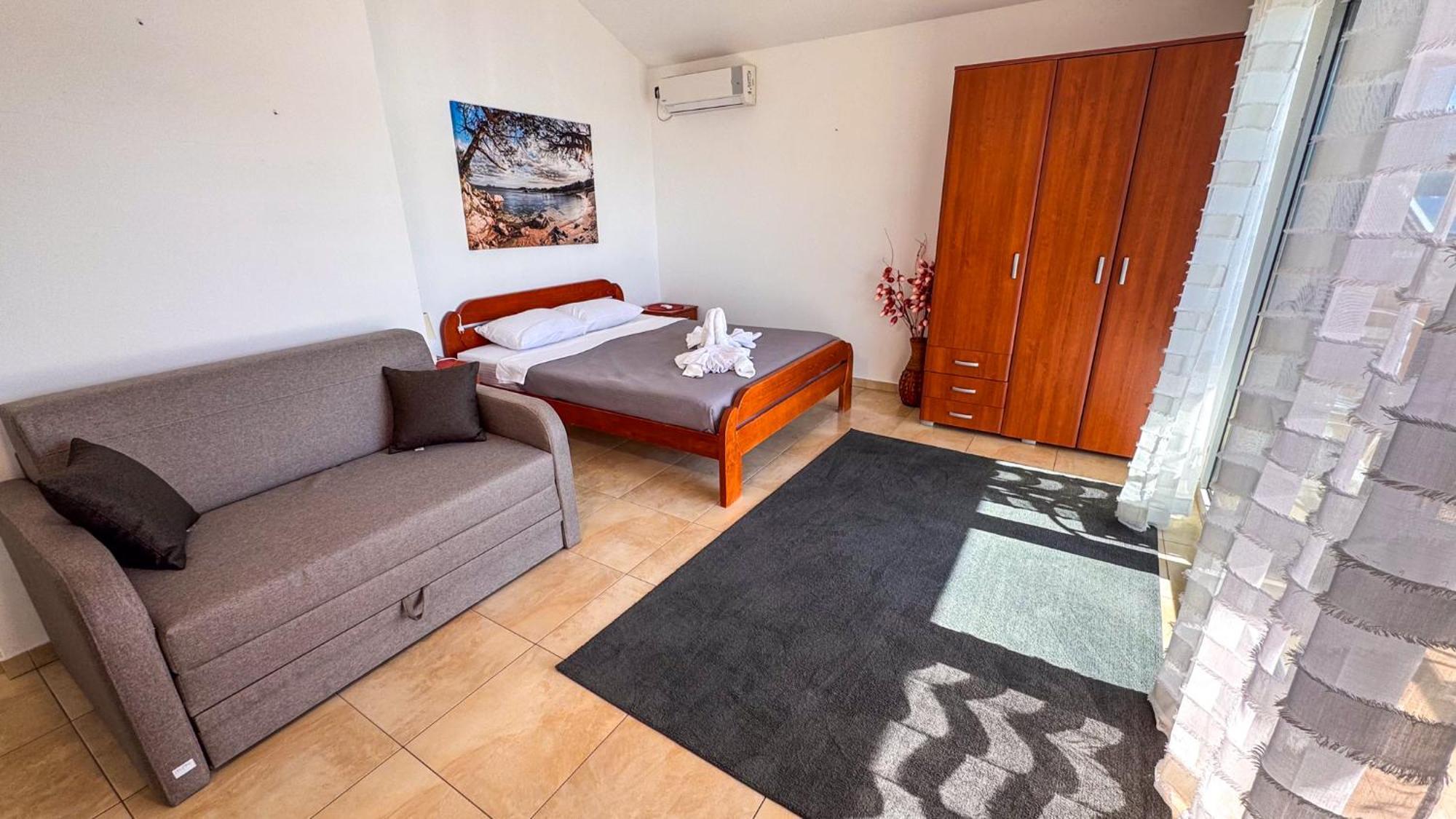 Qumi Apartments ティヴァト エクステリア 写真